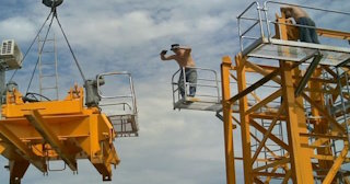 Демонтаж башенного крана в Темрюке - услуги по демонтажу от Сварной-Тмр от 1540 руб.